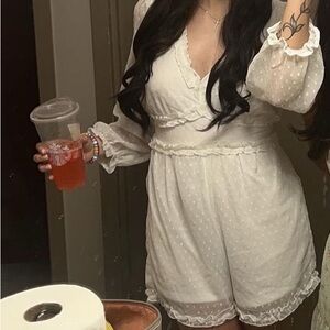 white long sleeve dress